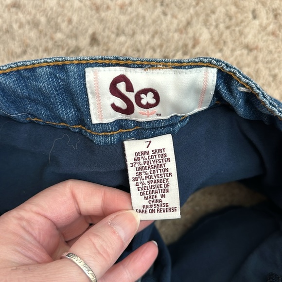 GIRLS So Jean skort size 7 adjustable waist - Picture 5 of 11